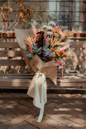 Ramo de Flores Bespoke Amuleto de Viento