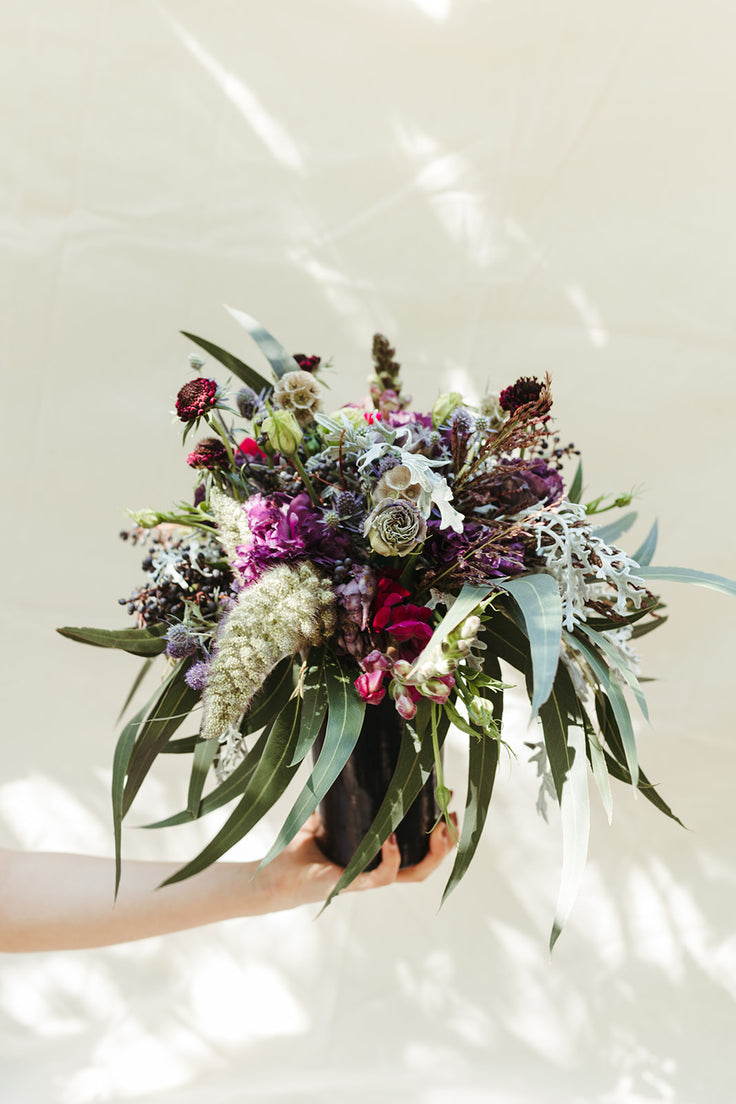 Ramo de flores, ramo de flores frescas, Flores en base, Colonia Roma, Floreria vogue, floreria única, flores cool, flores diseñador, diseñador floral, flores de lujo, envío de flores, envía flores cdmx, flores a domicilio, regalos únicos, envío regalos