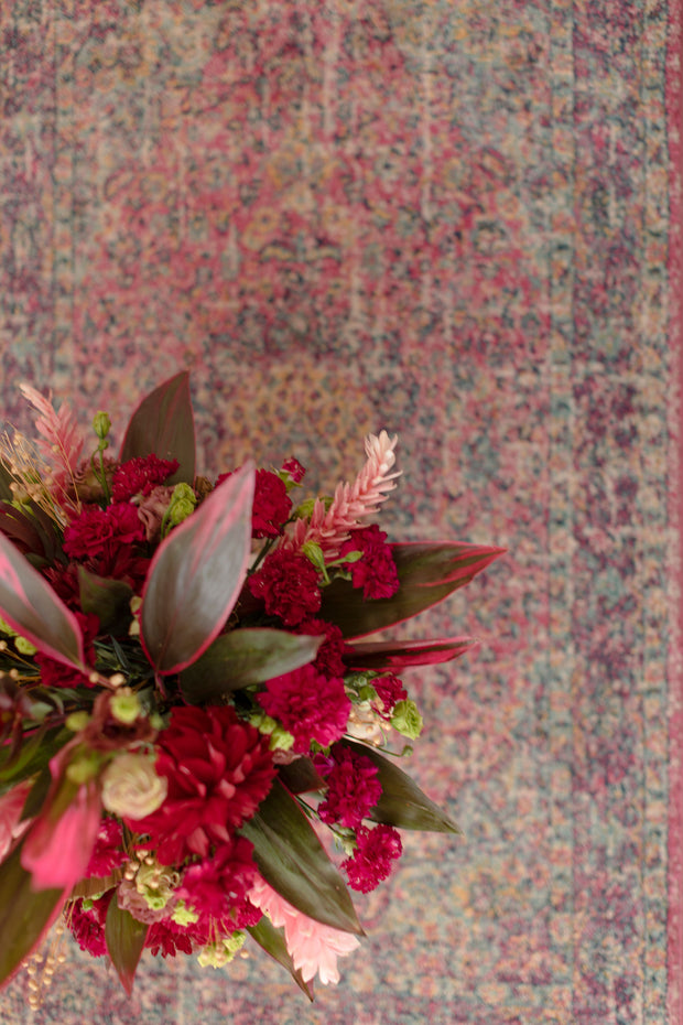 Casa de las Flores: 5 Arreglos en ramos para decorar tus espacios con follajes y toque de flor.